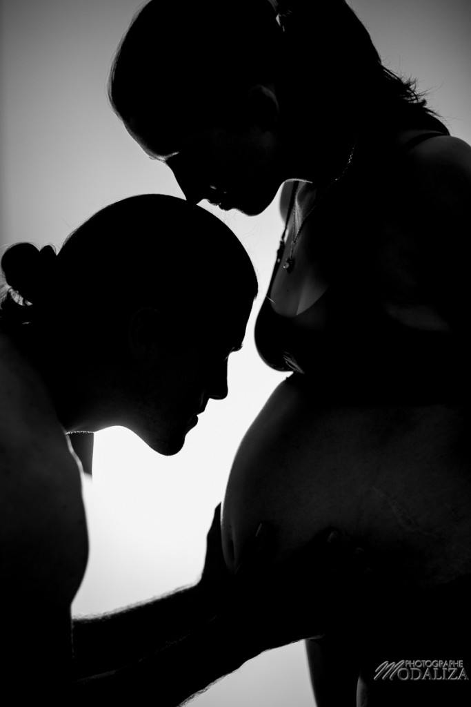 photographe grossesse enceinte ventre rond futurs parents lingerie dentelle studio bordeaux gironde by modaliza photographe-47